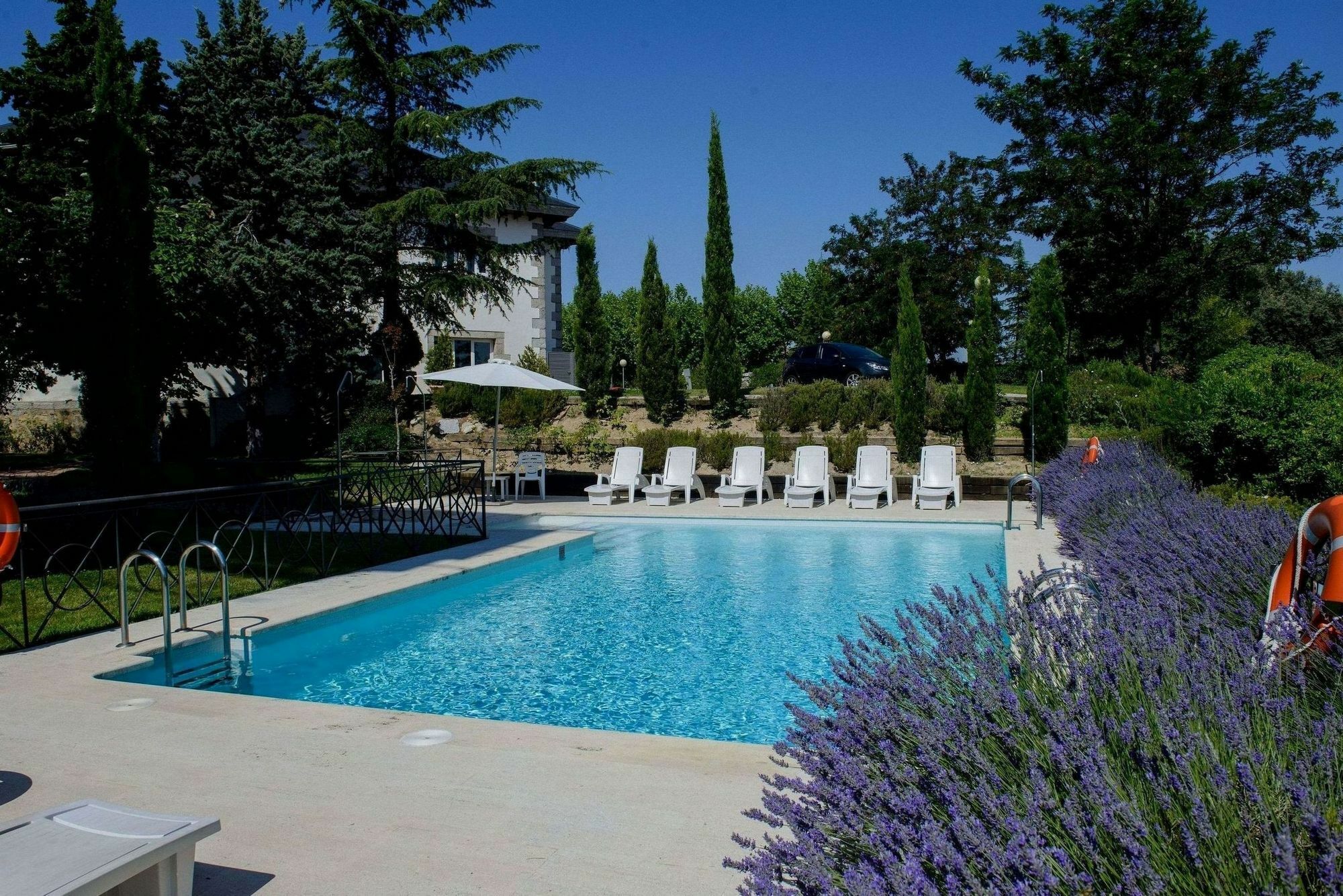 Hotel Pax Torrelodones Exterior foto